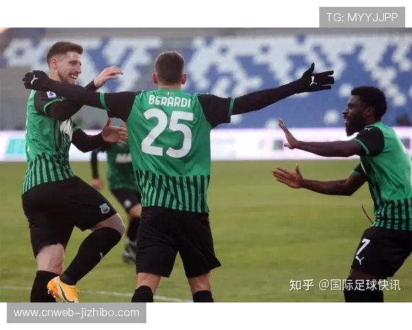 萨索洛意甲迎战热那亚 保级关键战役战意高昂